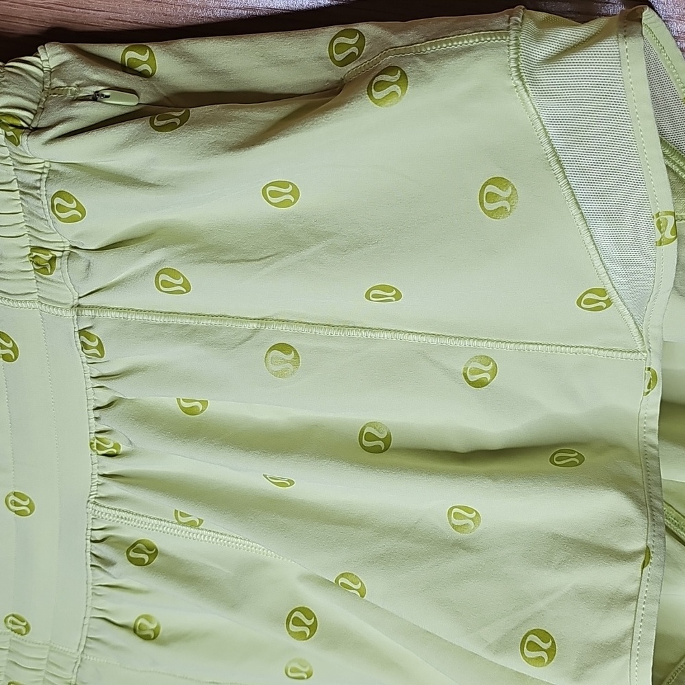 Lululemon Patterned Run Shorts - Picture 2 of 6